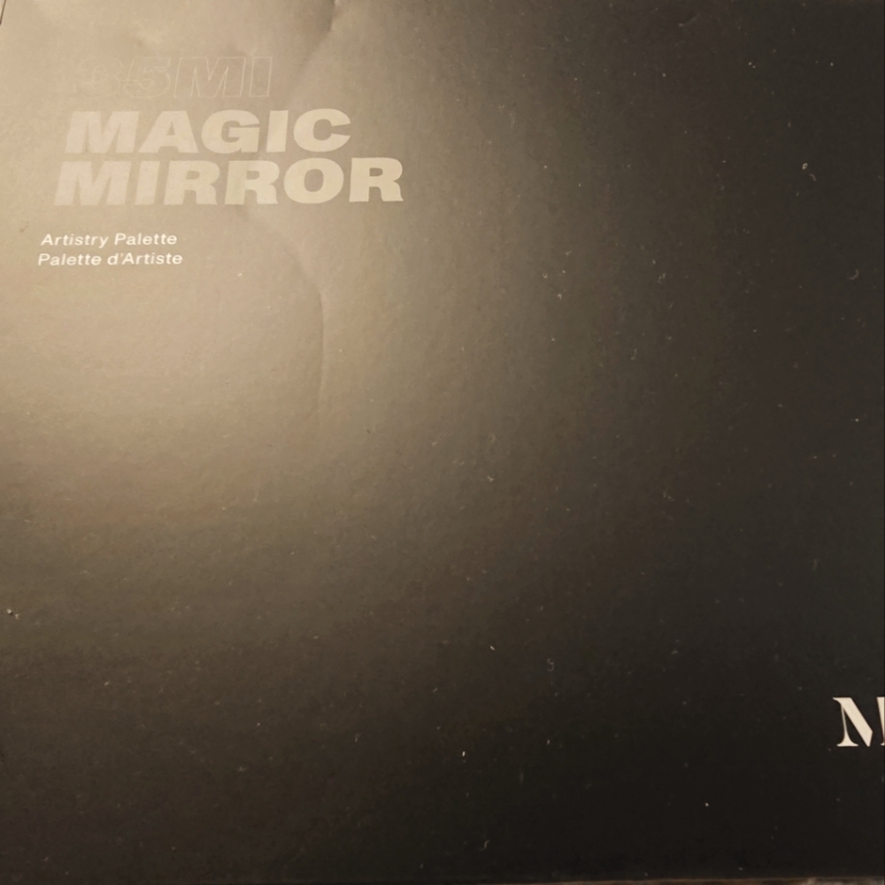 35MI Magic Mirror